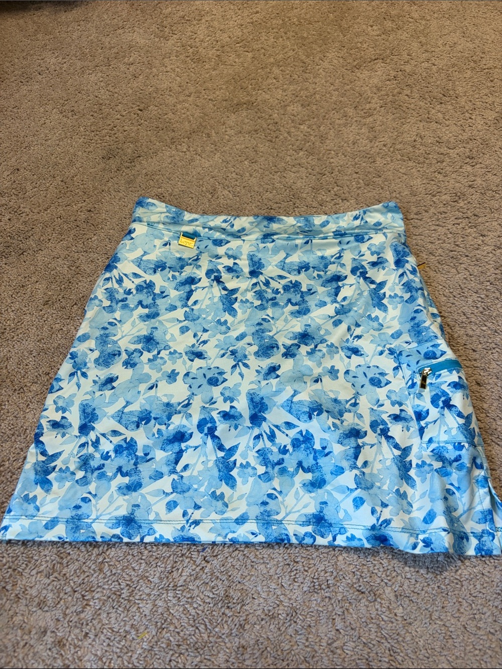 Lopez blue floral golf / tennis skiort small